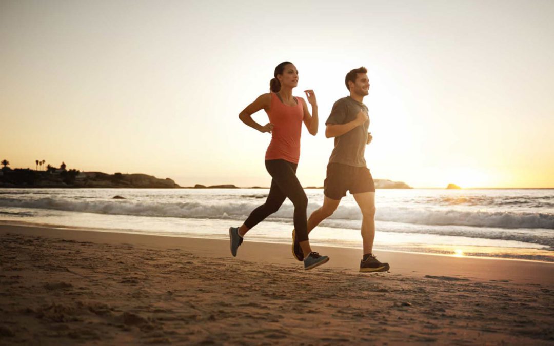 Correr na praia como fazer exercicios regulares em Maresias