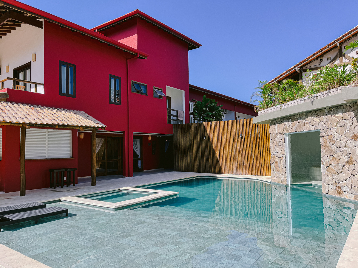 piscina pousada porto mare