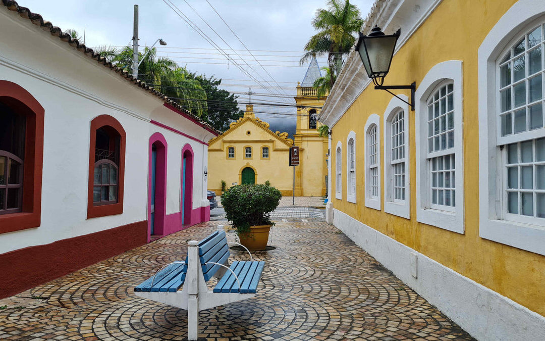 São Sebastião: mais que lindas praias, aproveite a cultura do Centro Histórico